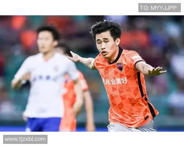 和田足球球星崭露头角 踢出属于自己的精彩足球梦想 和田足球球星崭露头角 踢出属于自己的精彩足球梦想