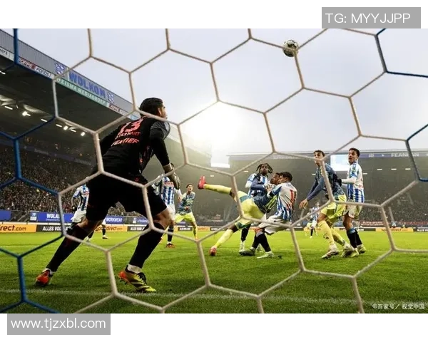 足球星二代与普通球员的差距究竟有多大揭秘成长轨迹与优势解析